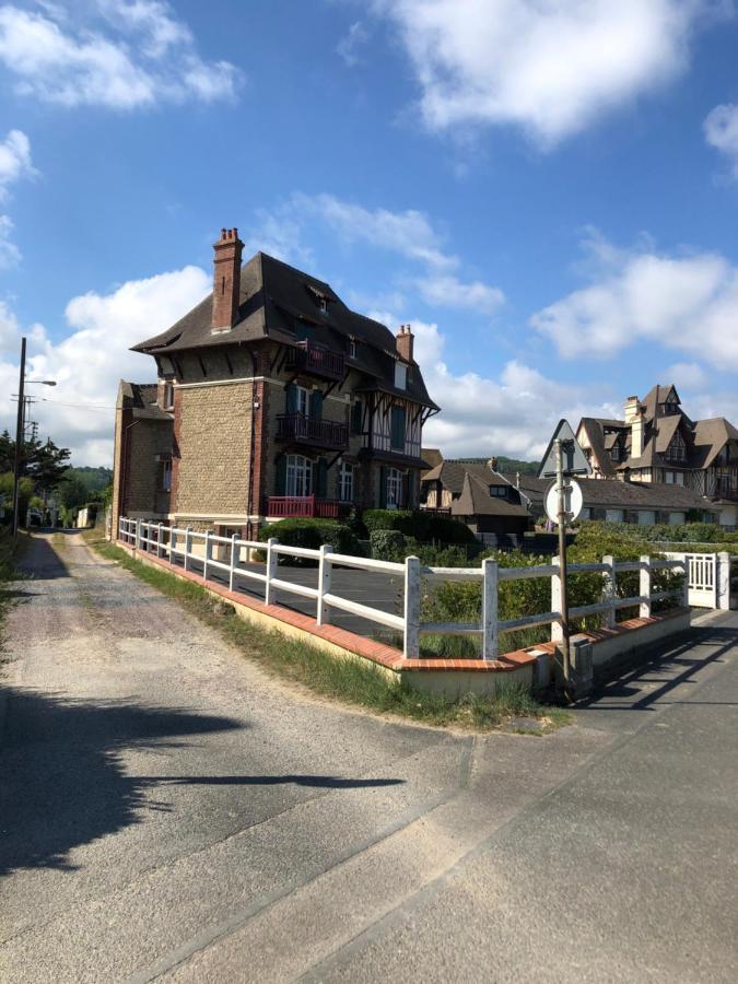 L Oceanide Apartment Bénerville-sur-Mer Exterior foto