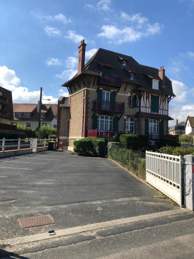 L Oceanide Apartment Bénerville-sur-Mer Exterior foto